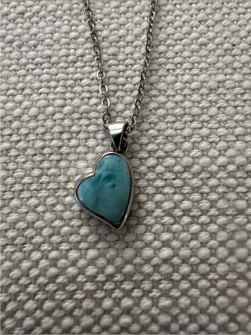 Alamea 925 Sterling Silver Blue Larimar Heart Halo Pendant Necklace | 17” Length